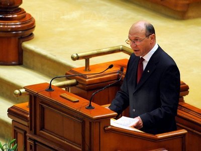 Băsescu reactivează Comisia prezidențială pe agricultură, care să facă un raport până pe 30 iunie