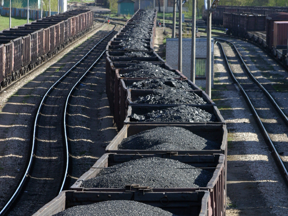Energia produsă prin arderea cărbunelui revine în Europa