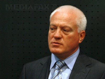 Valeriu Stoica, audiat în dosarul schimbului de terenuri Becali-MApN: Am dat un răspuns fără referiri concrete la problema MApN