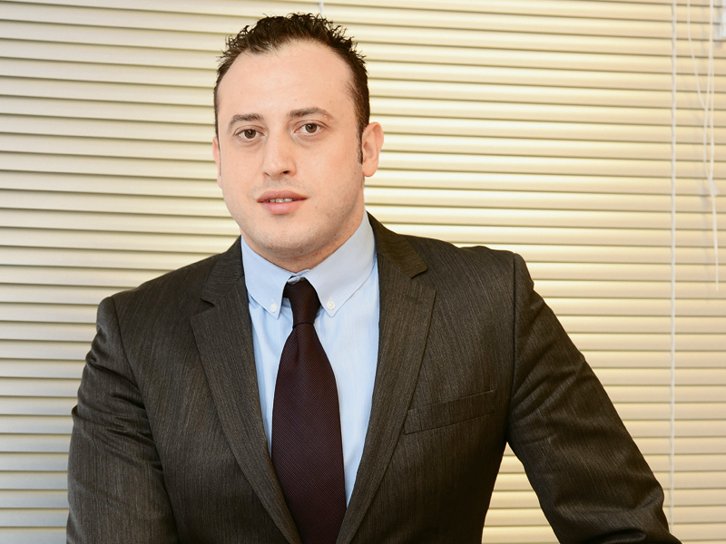 Pe alții i-a îngropat, lui i-a triplat afacerea. Cum poate deveni o criză economică un manual de business