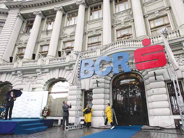 BCR își face un nou program de finanțare prin bonduri pe termen mediu de 3 mld. euro