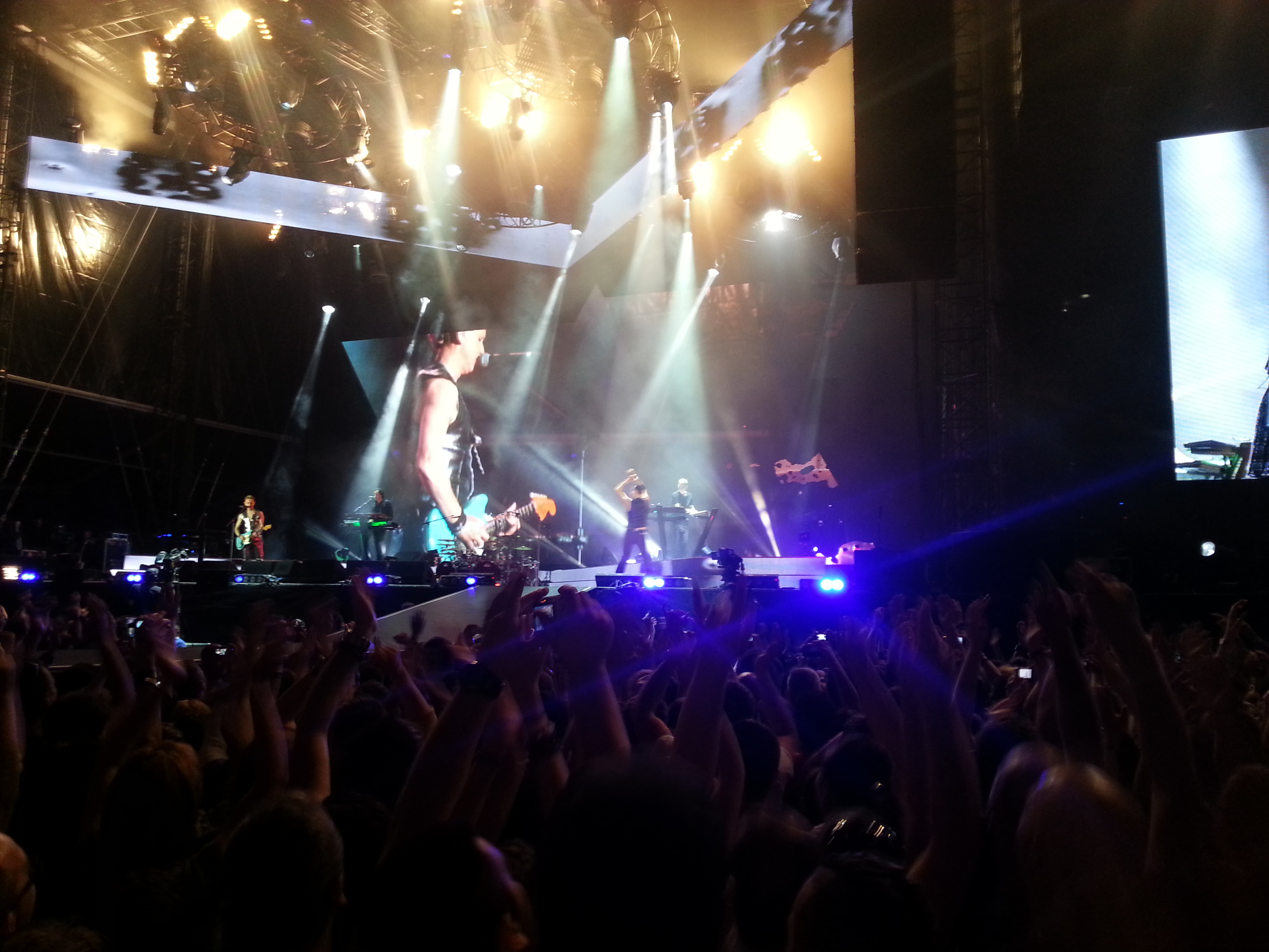 Concertul Depeche Mode (GALERIE FOTO)