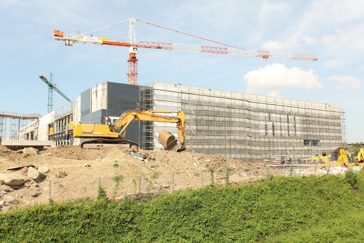 Profituri mai mari cu 22% pentru AFI Properties în primul trimestru