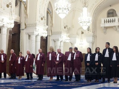 Curtea Constituțională a respins contestația PDL privind Legea imobilelor naționalizate