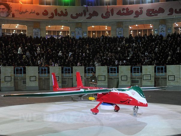 Iranul a dezvăluit un nou avion fără pilot, de atac: "Este un avion care nu poate să fie reperat de inamici"