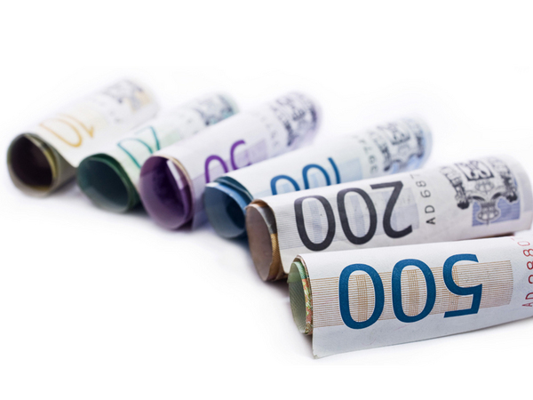 Analiștii nu exclud o creștere economică de peste 2% anul acesta