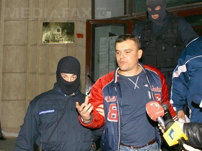 Liderul galeriei steliste, Gheorghe Mustață, a fost reținut