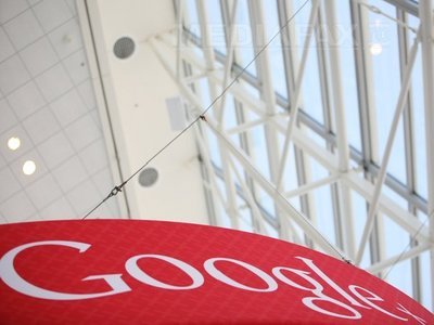 GOOGLE vrea să construiască propria rețea wireless, la care să aibă acces un miliard de oameni