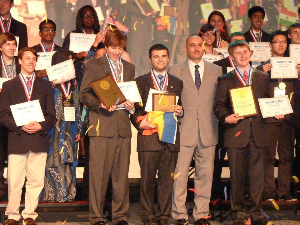 Elevul Ionuț Budișteanu a câștigat marele premiu la concursul de cercetare Intel ISEF din SUA