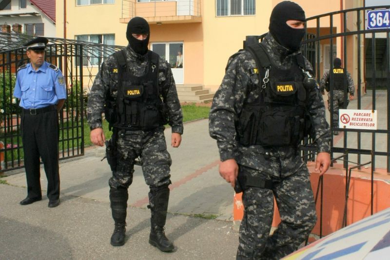 Operațiune de amploare, într-un caz de evaziune fiscală de aproape 10 milioane de euro. Peste 160 de percheziți în București și 14 județe