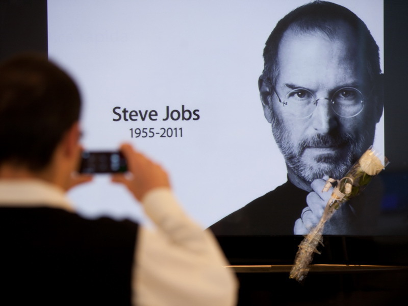 Un e-mail trimis de Steve Jobs ar putea condamna Apple la tribunal