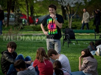 UE riscă să rămână în noiembrie fără fonduri pentru acțiunile în favoarea angajării tinerilor