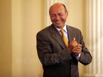 Băsescu, înainte de primirea lui Rasmussen, ziariștilor: Cu ce vă ocupați azi? Rahova, Jilava, nimic?