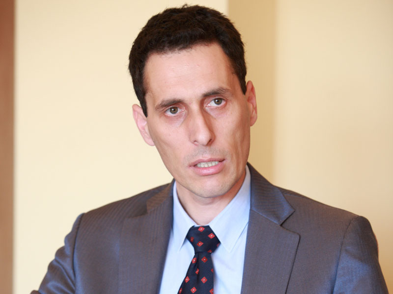 Alexandru Petrescu, Esop: Cea mai bună soluție de locuit pentru un tânăr este închirierea