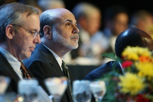A căzut drobul de sare: Bernanke oprește tiparnița de bani