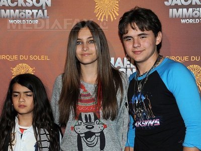 Detalii despre modul în care a încercat Paris Jackson să se sinucidă