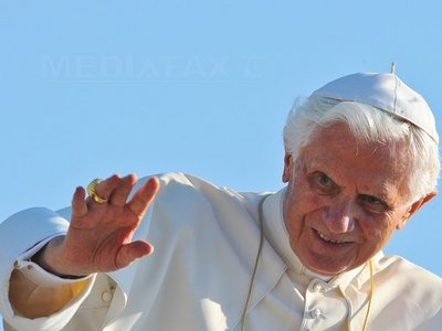Papa emerit Benedict al XVI-lea, la PRIMUL interviu după demisie