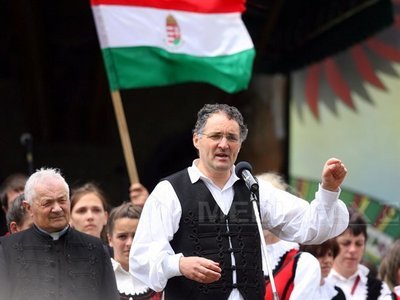 Focul Solidarității maghiarilor s-a aprins în mai multe localități din Harghita, din inițiativa UDMR