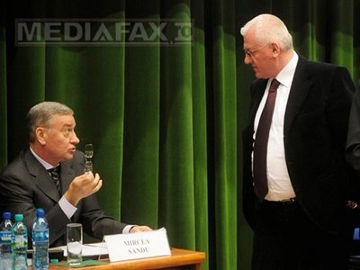 Mircea Sandu și Dumitru Dragomir, deferiți justiției în dosarul dezafilierii "U" Craiova