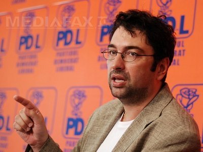 Voinescu: Dacă PDL exclude vreun semnatar al moțiunii "Reformiștii", demisionăm în bloc