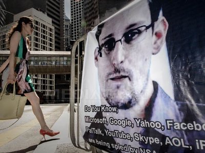 Edward Snowden cere azil în alte șase țări. Ce state nu vor să îl primească