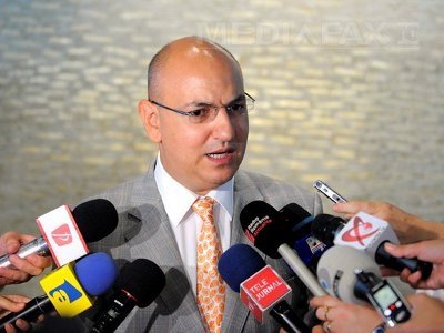 Duță anunță că a decis să-l dea în judecată pe premierul Ponta pentru calomnie