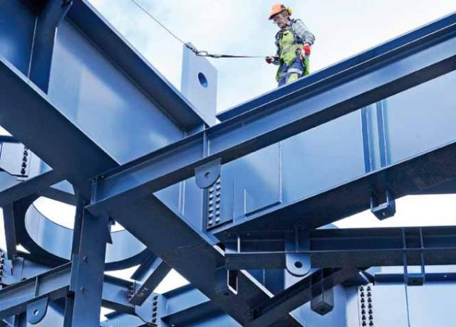 Producătorii de profiluri metalice nu văd revenirea clienților industriali