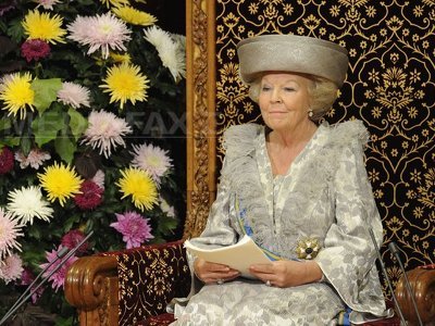 Principalii suverani care au abdicat