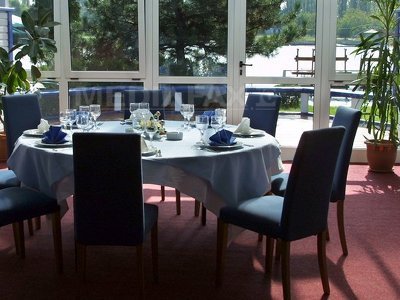 Posturi de manageri de restaurant, bucătari și șoferi în Germania, Norvegia și Ungaria. Ce condiții trebuie să respecte candidații și care sunt salariile plătite