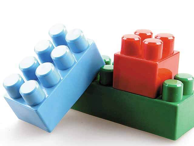 Joacă bănoasă: Lego, afaceri de 6 mil. € după primul an în România