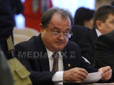 Ponta, despre cererea lui Blaga pentru sesiune extraordinară: E din seria "Vasile, fă-te că muncești!"