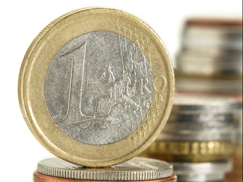 Analiștii BCE: Zona euro va înregistra în acest an o contracție economică de 0,6% din PIB