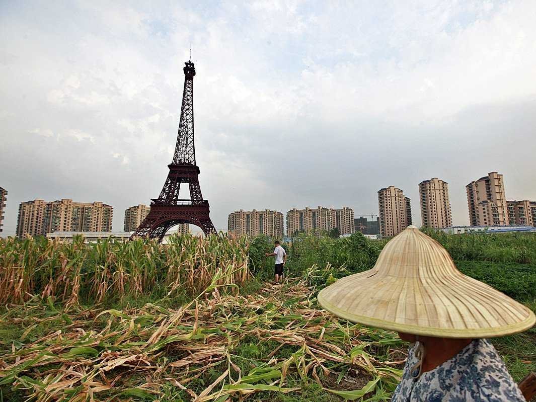 Cum arată Parisul, versiunea "made in China" - GALERIE FOTO