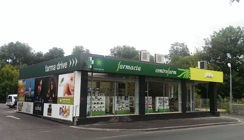Prima farmacie cu drive-in din România