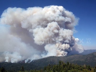 INCENDIUL din California continuă să se extindă