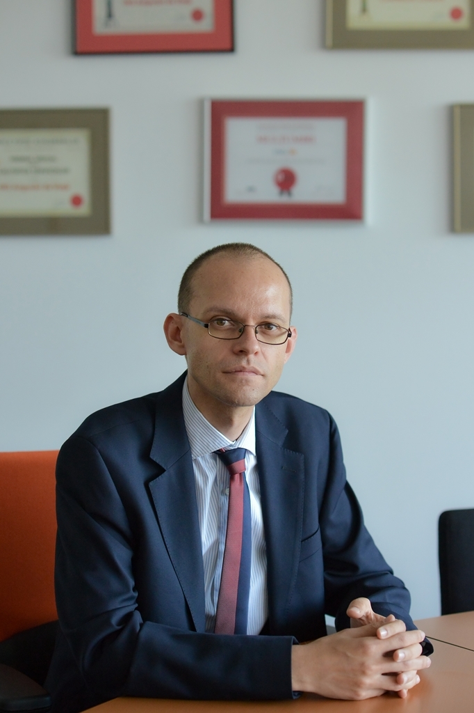 ING lansează UNA, o asigurare de viață dedicată femeilor