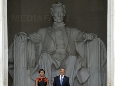 Barack Obama l-a salutat pe Martin Luther King, dar a îndemnat la "vigilență"