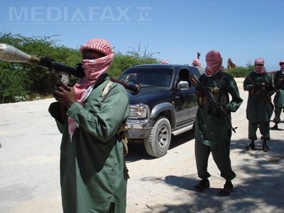 RAPORT: Islamiști somalezi shebab au furat material umanitar britanic în valoare de 550.000 de euro
