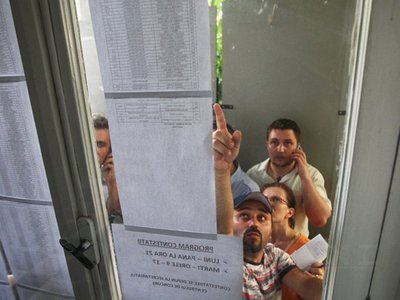 CONCURSUL DE TITULARIZARE: FSE "Spiru Haret": Examenul a fost riguros. Concurenții au avut rezultate bune