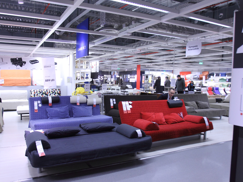 Cel mai vândut produs de la IKEA în fiecare an. Românii stau la coadă să-l cumpere