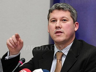 Guvernul alternativ al PDL va fi prezentat luni de premierul acestuia, Cătălin Predoiu