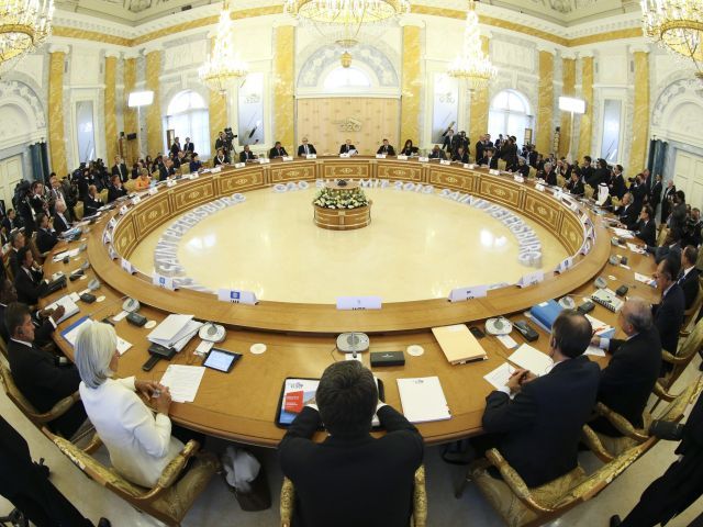 Divergenețe pe tema unei intervenții militare în Siria la summitul G20 din Rusia