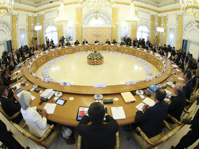 Marea Britanie, Franța și SUA prezintă marți un proiect de rezoluție pe tema Siriei