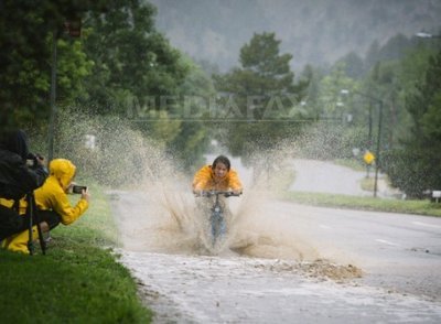 Cel puțin trei morți și sute de persoane evacuate în Colorado, în urma unor inundații