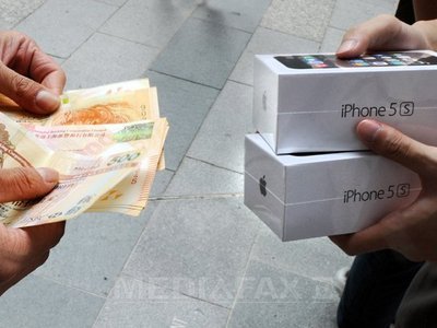 iPhone a ajuns și în oferta unor comercianți din România