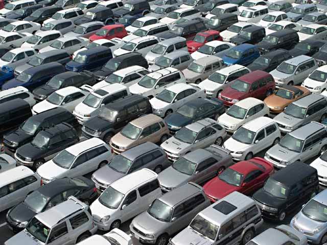Autoritatea pentru concurență din Spania investighează marii producători auto dacă s-au înțeles pentru fixarea prețurilor