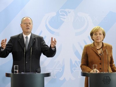 Angela Merkel și Peer Steinbrück au terminat la egalitate singura lor dezbatere televizată