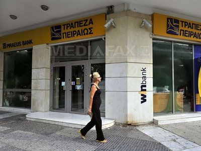 CE solicită băncilor din Grecia să oprească finanțarea către subsidiarele din Europa de Sud-Est