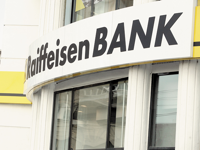 Raiffeisen taie la maxim 4,1% pe an dobânzile la depozitele în lei