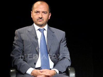 Un preot i-a cerut lui Ponta să-l facă director la Hidroelectrica pentru a avea o pensie mare. Ponta: "Remus Borza va pleca"